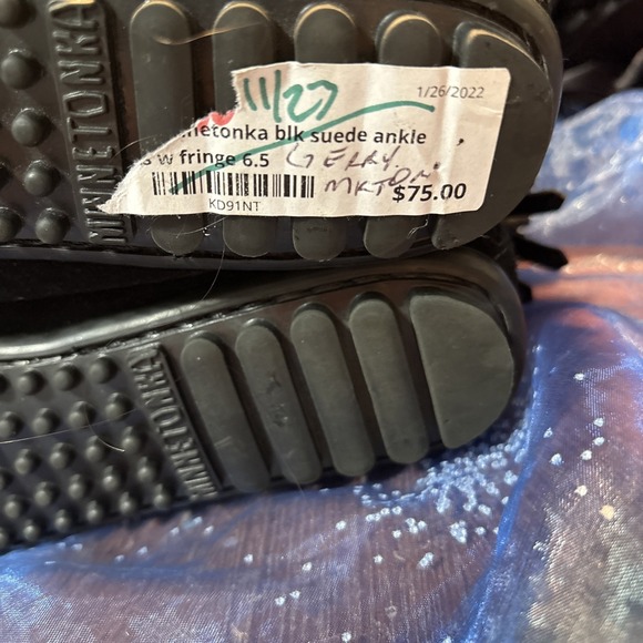 Minnetonka Black Suede Leather Woman's Fringe Moccasins Shoes Sz 6.5 - Picture 6 of 9